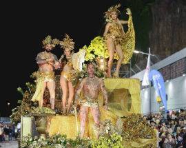 CARNEVALE PORTOGHESE: L’AQUILANO COCCIA COLAIUTA APRE PARATA A FUNCHAL, SPECIAL GUEST TRA CENTOMILA
