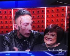 SIMONE COCCIA E STEFANIA PEZZOPANE NELLA CASA DEL GRANDE FRATELLO PER FESTEGGIARE 5 ANNI DI AMORE