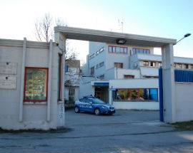 ESTORSIONE, DUE DONNE IN MANETTE A SULMONA