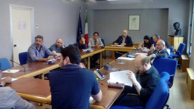 LEGGE SUI GAS: I BENEFICIARI DICONO NO, ”NON CI SERVONO SOLDI, PENSATE AD ALTRO”