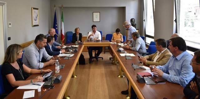 LEGGE ELETTORALE: PD CI RIPENSA, PASSA SOLTANTO LA SURROGA DEI CONSIGLIERI