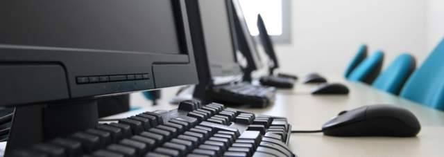 RAZZIA DI COMPUTER NELLE SCUOLE DI ALTINO
