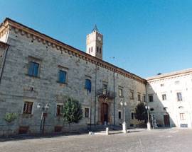 CORONAVIRUS: AD ATRI UFFICI APERTI E SVOLGIMENTO REGOLARE DEI MERCATI