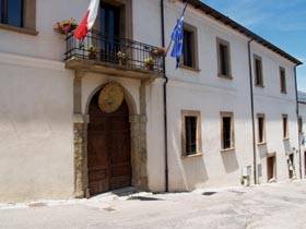 MONTEREALE: DISABILE DISPERATA; SINDACO, ”RISOLVEREMO PROBLEMA”