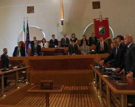 CONSIGLIO REGIONALE: PUNTI NASCITA VERSO LA CHIUSURA, TENSIONE IN AULA