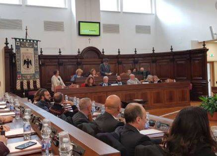 L’AQUILA: IN CONSIGLIO GESTIONE COMPLESSO SPORTIVO SANTA BARBARA