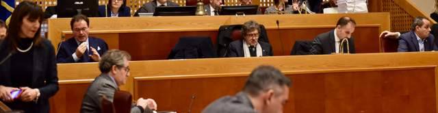BILANCIO: SI SGOMITA SU RISULTATI, BATTAGLIA MEDIATICA NEI TERRITORI