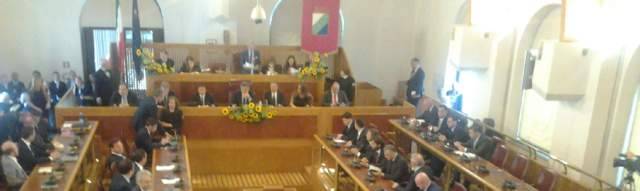 LO SPOIL SYSTEM NON E’ UN PRANZO DI GALA C’E’ POCO SPAZIO PER I DIRIGENTI ESTERNI