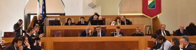 CONSIGLIO ABRUZZO: SI’ IN EXTREMIS A L’AQUILA CAPOLUOGO E NUOVA PESCARA
