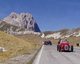 L’AQUILA: FERRARI IN MOSTRA PER LA COPPA GRAN SASSO