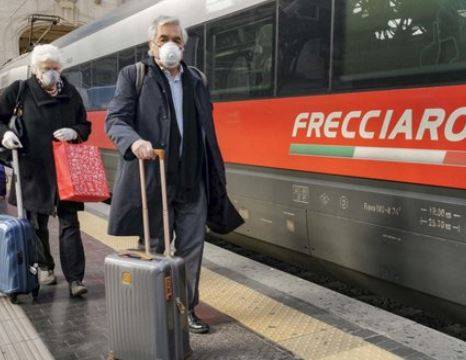 CORONAVIRUS: ALTRA FUGA DA NORD, IN CENTINAIA NEI TRENI DIRETTI A SUD