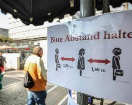 CORONAVIRUS: IN GERMANIA APRONO SCUOLE E PARRUCCHIERI, TASSO CONTAGIO 0,74