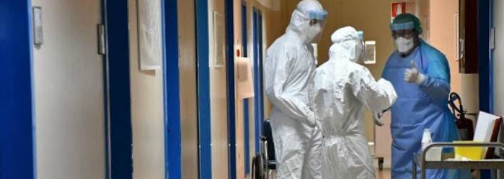 FASE 2: ”SENZA TEST E TRACCIAMENTO E CON MOBILITA’ CURVA RISALE”