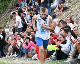 PACENTRO: IL 17ENNE LEON FREYNE VINCE LA 569ESIMA EDIZIONE DELLA CORSA DEGLI ZINGARI