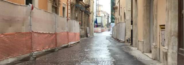 ”GLI AQUILANI BLOCCANO LA RICOSTRUZIONE” SOLO 15 MILIONI DI PROGETTI PRESENTATI