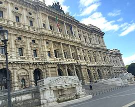 GRANDI RISCHI: 9 ORE DI CAMERA DI CONSIGLIO, SI SCRIVE LA SENTENZA
