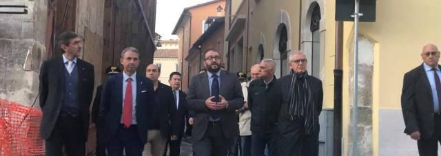 MINISTRO COSTA A PESCASSEROLI E L’AQUILA: VISITA AL CAPOLUOGO, ”LA CITTA’ RINASCE”