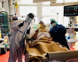 CORONAVIRUS: OSPEDALE GENOVA POSTA FOTO MALATA, ”STATE A CASA”