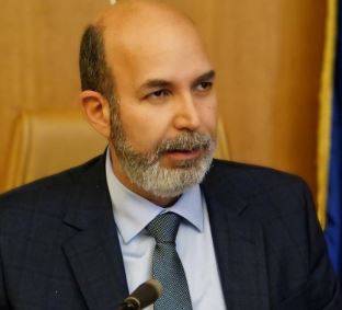 CORONAVIRUS: CRIMI, ”BASTA POLEMICHE, RIAPRIRE TUTTO COMPORTA RISCHI”