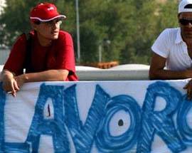 L’AQUILA: DA MESI ZERO STIPENDI, SIT-IN DEI LAVORATORI COMPEL