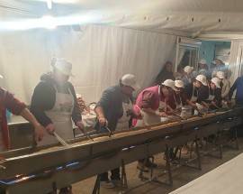 CRISPELLA RECORD: PREPARATO MAXI FRITTO ABRUZZESE DA 5.89 METRI A CASACANDITELLA