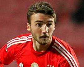 CALCIO: SERIE A, CRISTANTE PRIMO COLPO DEL PESCARA L’EX MILAN E BENFICA, ”VOLEVO TORNARE IN ITALIA”
