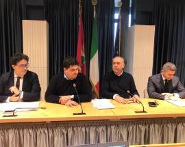 GATTI A CORTE CONTI: CENTROSINISTRA, ”POLTRONE DIVIDONO MAGGIORANZA”