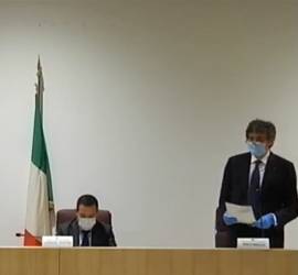 ABRUZZO: CONSIGLIO REGIONALE A PORTE CHIUSE, MINUTO SILENZIO PER VITTIME,  DIRETTA