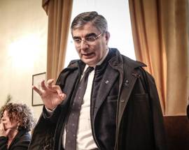 L’AQUILA: D’ALFONSO TORNA ALUNNO PER UN GIORNO AL LICEO COTUGNO