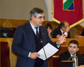 CONSIGLIO REGIONE: D’ALFONSO CONTRO I ‘DECADENTI’: ‘ECCO DATI DELLA RIPRESA IN ABRUZZO’