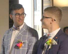 L’AMORE DI DANIELE E LORENZO, DALLA LOTTA PER I DIRITTI CIVILI AL SI’ A PALAZZO FIBBIONI