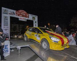 PILOTA TERAMANO ”DEDO” DE DOMINICIS SUL PODIO DEL RALLY ”TIERRA DI MADRID”