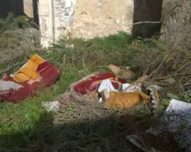 L’AQUILA: VIALE DUCA DEGLI ABRUZZI, DEGRADO INFINITO E INDIFFERENZA