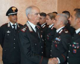 TERREMOTO: GENERALE DEL SETTE VISITA STAZIONI CARABINIERI DELL’AQUILANO