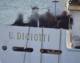 CASO ”DICIOTTI”: BERLUSCONI A L’AQUILA, ”SU SALVINI SAREMO GARANTISTI”