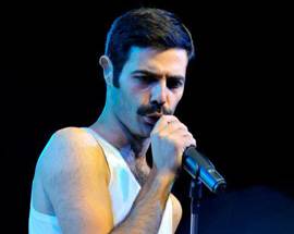 INCIDENTE SU A25: E’ GRAVE IL CANTANTE DIEGO REGINA