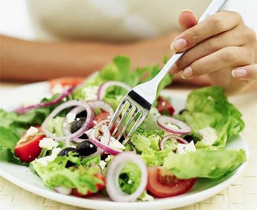 PASQUA VEGETARIANA: MENU’ CON TOFU, VERDURE E FRUTTA, VIAGGIO NEL ‘VERDE’