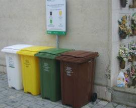RIFIUTI: AI CIMITERI DELL’AQUILA ARRIVA LA RACCOLTA DIFFERENZIATA