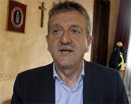 AUTO BLU PER USO PERSONALE, SLITTA A DICEMBRE PROCESSO A DI PANGRAZIO