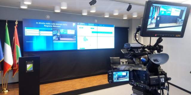 REGIONALI: LA DIRETTA VIDEO DI ABRUZZOWEB DA PALAZZO SILONE CON OSPITI E COMMENTI