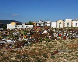 L’AQUILA: CIMITERI SPORCHI E DISCARICHE, ECCO GLI INTERVENTI DEL COMUNE