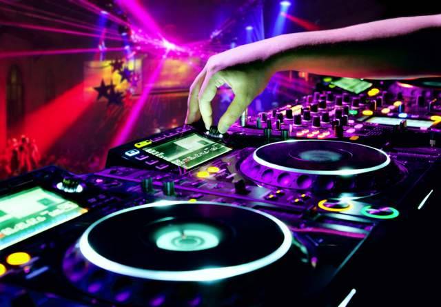 POGGIO PICENZE: ESTATE DISCO ALL’ANFITEATRO IL 2 E 3 AGOSTO