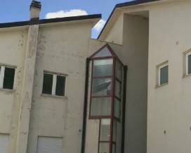 TORNIMPARTE: CAOS AL DISTRETTO SANITARIO, INTERVENGONO CARABINIERI
