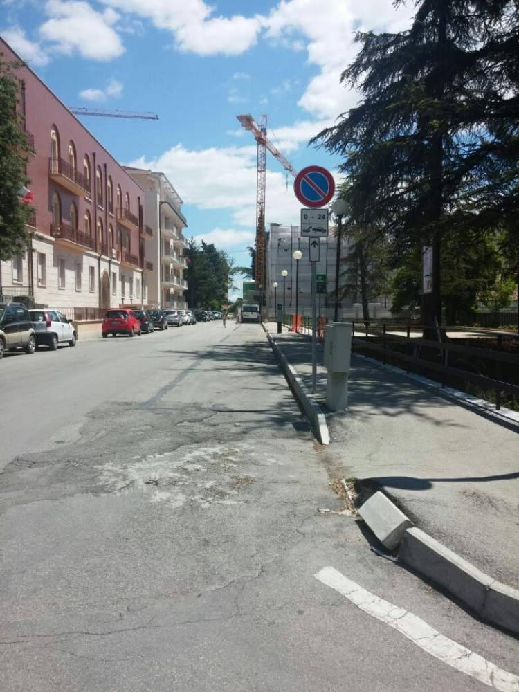 L’AQUILA: CITTADINI FURIOSI, ”IN CENTRO TROPPI DIVIETI E MULTE MA POCHI PARCHEGGI”
