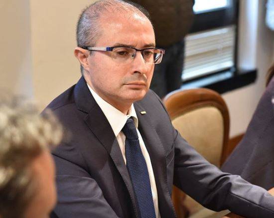 CIAPI: PETTINARI, ”M5S AL FIANCO DEI LAVORATORI”