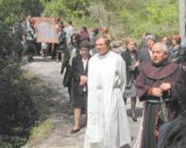ADDIO A DON ANTONIO CIANCONE, STORICO PARROCO DI PRETURO, OGGI FUNERALI
