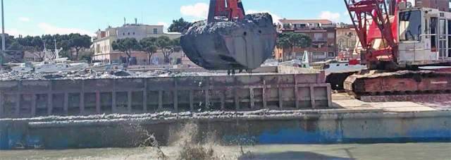 PESCARA: RISCHIO SABBIA AL PORTO, ”VIA LA DIGA E SI RINATULARIZZI FIUME”