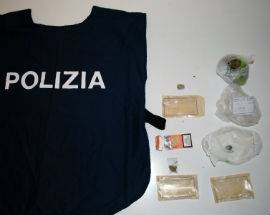 MARIJUANA PER UN FESTINO, 4 RAGAZZI NEI GUAI A SILVI