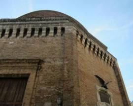 GIULIANOVA: CADONO CALCINACCI DALLA CUPOLA, CHIUSO DUOMO SAN FLAVIANO