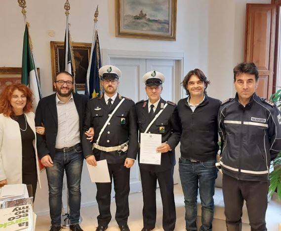 L’AQUILA: ENCOMIO AGENTI POLIZIA MUNICIPALE PER SOCCORSO IN NUBIFRAGIO